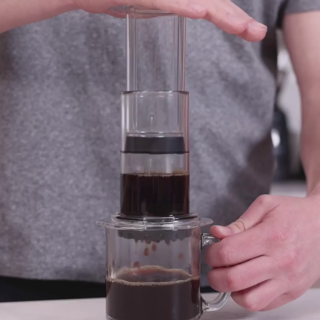 Cafetera portátil a presión de aire - Essential